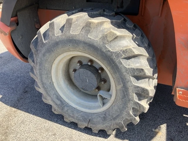 Челен товарач Hitachi ZW80-5B / ОЧАКВАН ВНОС !, снимка 10 - Индустриална техника - 53887747