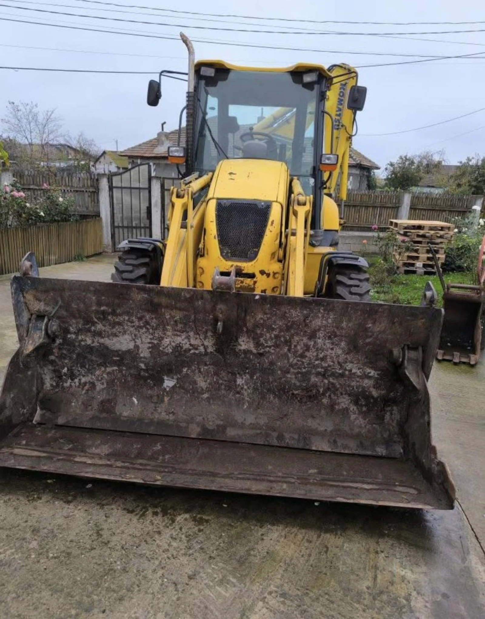 ����� Komatsu WB97R | Mobile.bg � ����������� 7