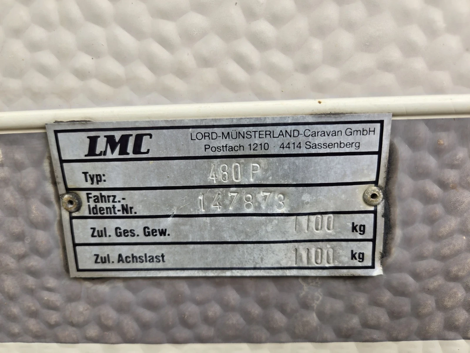 Каравана LMC 480P, снимка 8 - Каравани и кемпери - 55927142