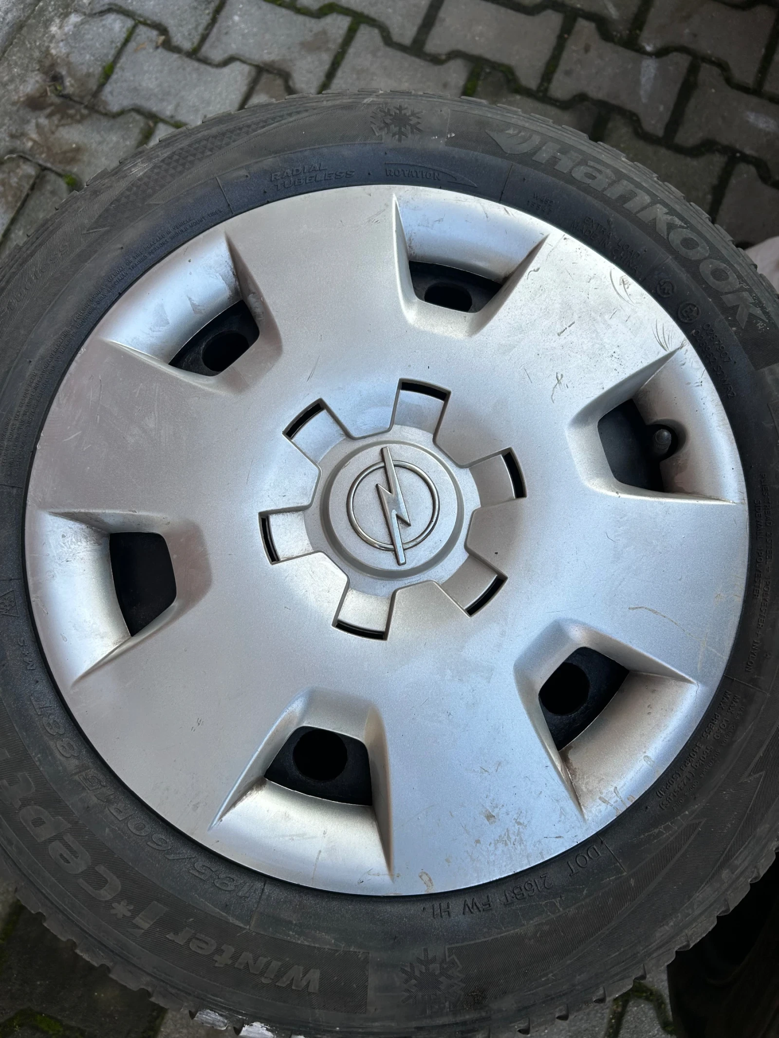 ���� � ������ 185/60R15 | Mobile.bg � ����������� 3