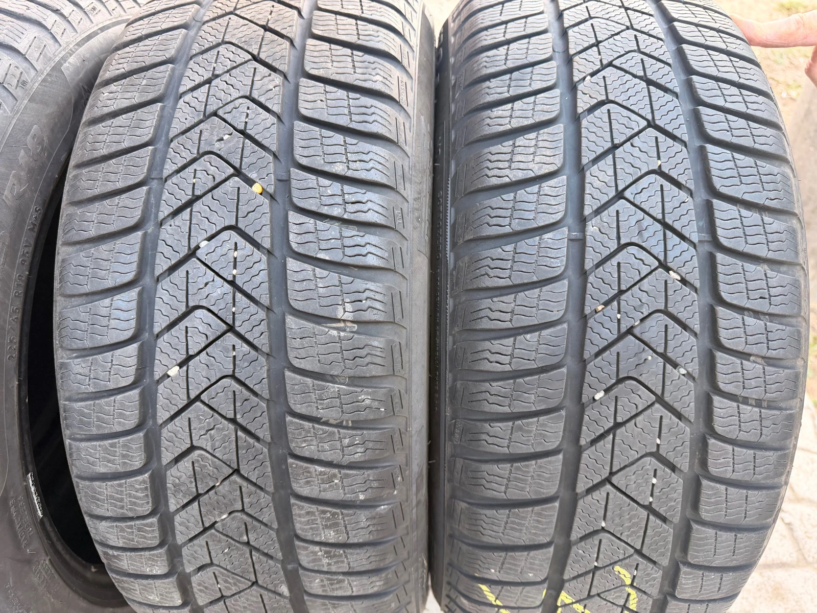 ���� 225/45R18 | Mobile.bg � ����������� 5