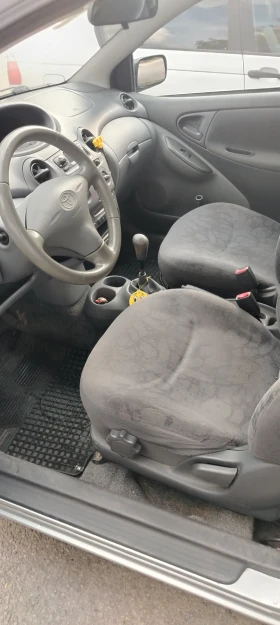 Toyota Yaris, снимка 8