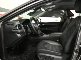 Toyota Camry Toyota Camry* SE FWD* АвтоКредит* (ЦЕНА ДО БГ), снимка 9