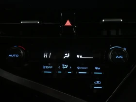 Toyota Camry Toyota Camry* SE FWD* АвтоКредит* (ЦЕНА ДО БГ), снимка 17