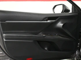 Toyota Camry Toyota Camry* SE FWD* АвтоКредит* (ЦЕНА ДО БГ), снимка 15