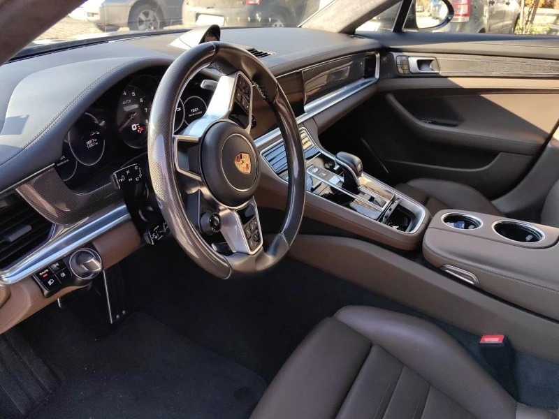 Porsche Panamera GTS, снимка 10 - Автомобили и джипове - 43337680