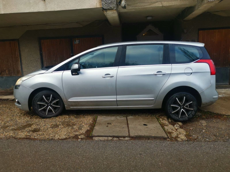 Peugeot 5008, снимка 3 - Автомобили и джипове - 48285546