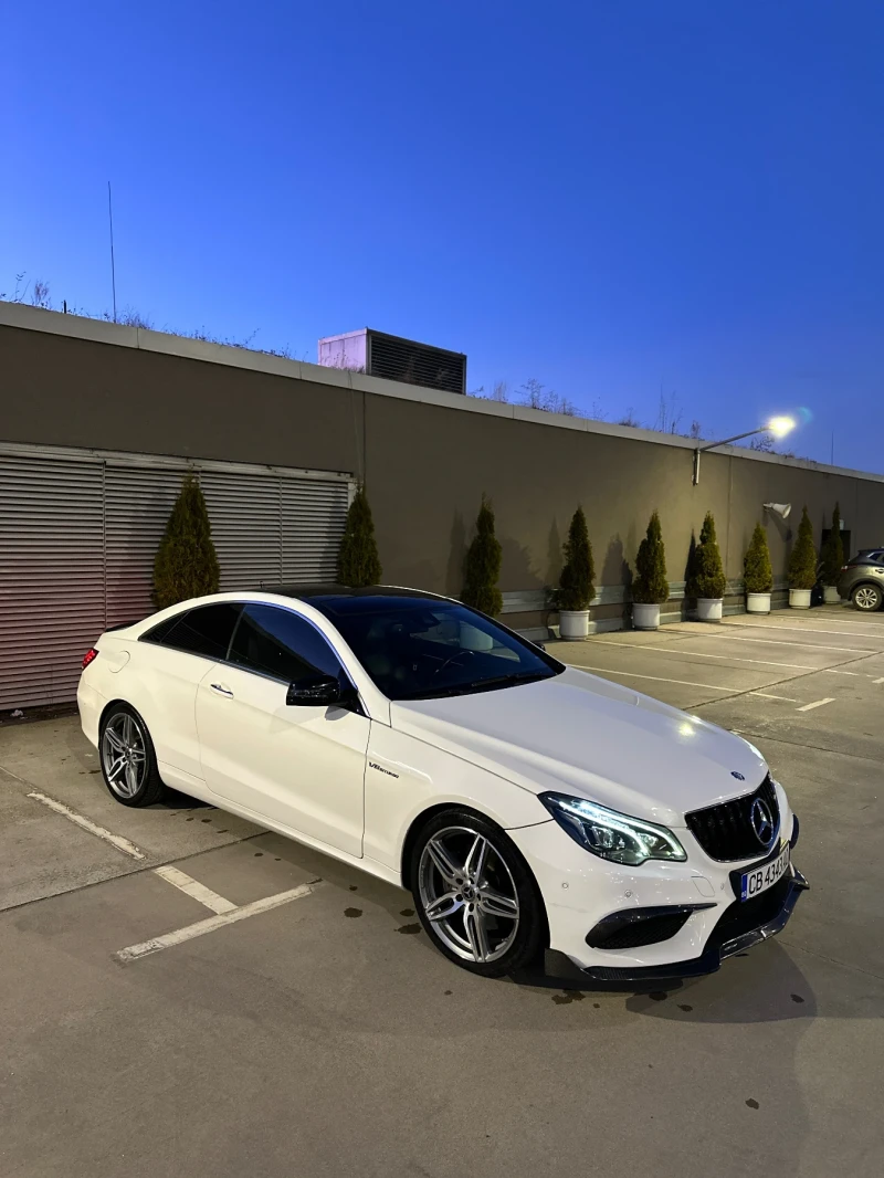 Mercedes-Benz E 400 AMG COUPE, снимка 2 - Автомобили и джипове - 48376813