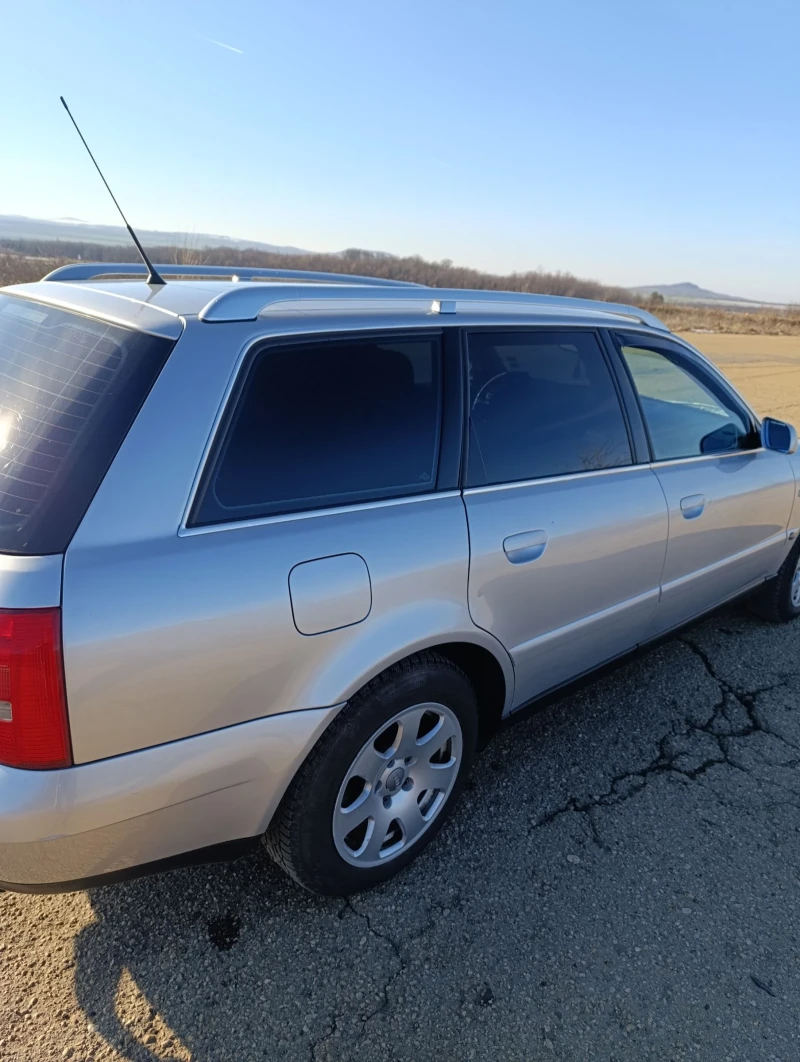 Audi A4 1.6, снимка 2 - Автомобили и джипове - 52206857