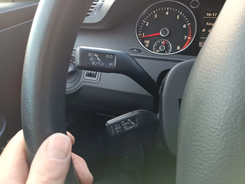 VW Passat 1, 4 метан, снимка 11 - Автомобили и джипове - 52510013