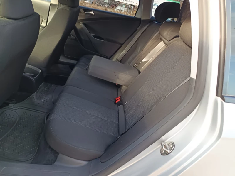 VW Passat 1, 4 метан, снимка 5 - Автомобили и джипове - 52510013