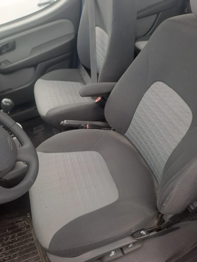 Fiat Doblo 1.4i, снимка 8 - Автомобили и джипове - 52552091