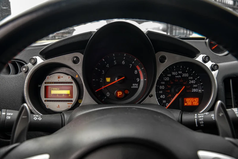 Nissan 370Z * TOURING* АвтоКредит* (ЦЕНА ДО БГ), снимка 13 - Автомобили и джипове - 52554493