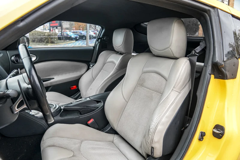 Nissan 370Z * TOURING* АвтоКредит* (ЦЕНА ДО БГ), снимка 10 - Автомобили и джипове - 52554493