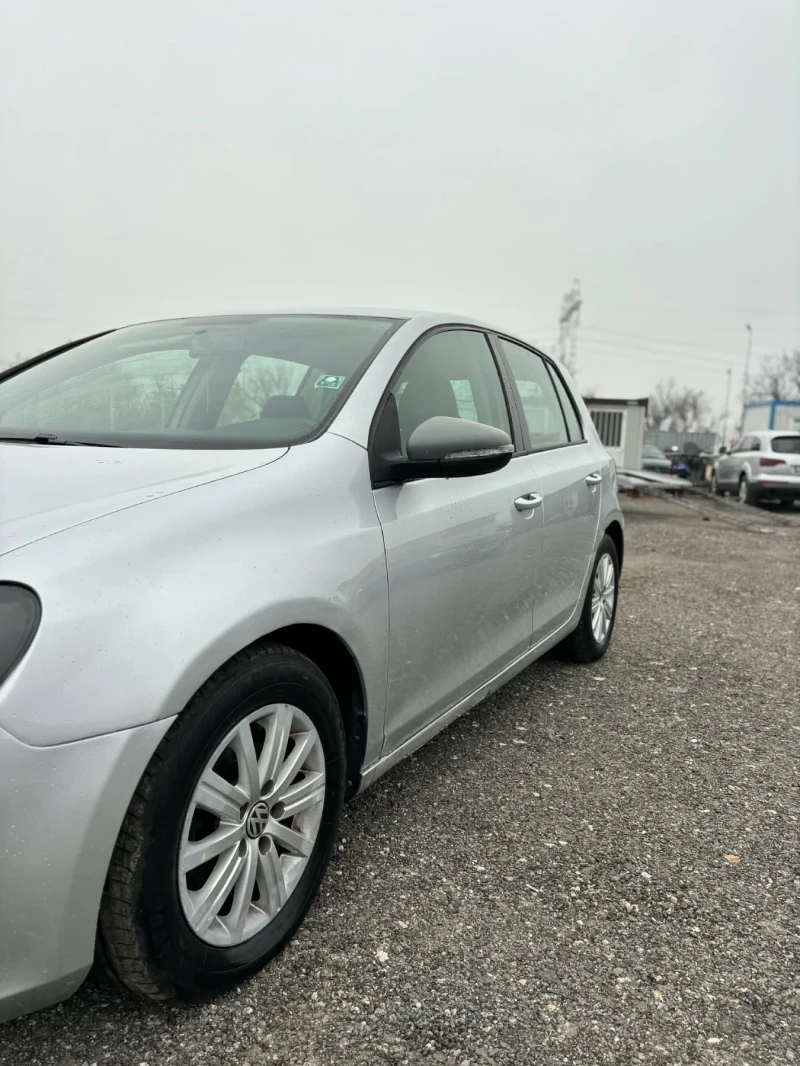 VW Golf, снимка 3 - Автомобили и джипове - 52677795