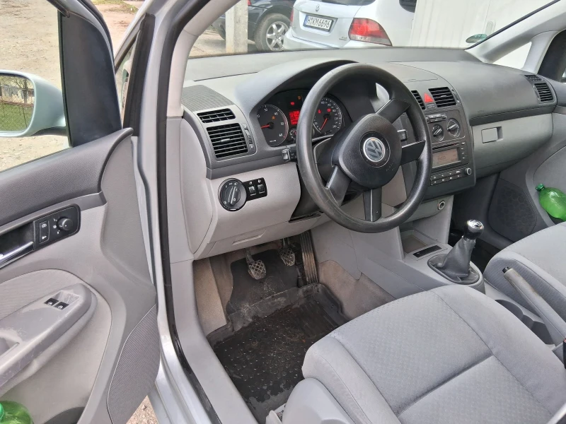 VW Touran 1.9 тди 101коня 6 скорости Внос Германия , снимка 5 - Автомобили и джипове - 52829080