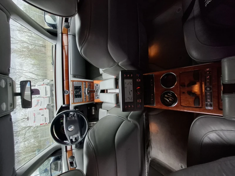 VW Phaeton 3.2 V6, LPG, Бартер, снимка 7 - Автомобили и джипове - 52965523