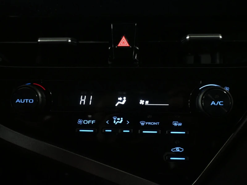 Toyota Camry Toyota Camry* SE FWD* АвтоКредит* (ЦЕНА ДО БГ), снимка 17 - Автомобили и джипове - 53048537