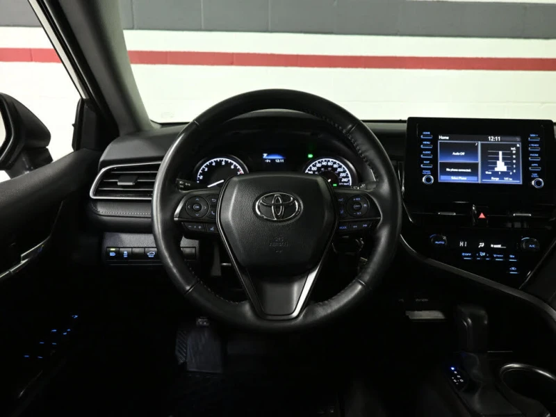 Toyota Camry Toyota Camry* SE FWD* АвтоКредит* (ЦЕНА ДО БГ), снимка 14 - Автомобили и джипове - 53048537