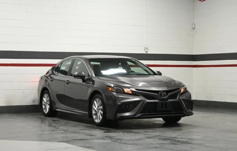 Toyota Camry Toyota Camry* SE FWD* АвтоКредит* (ЦЕНА ДО БГ), снимка 6 - Автомобили и джипове - 53048537