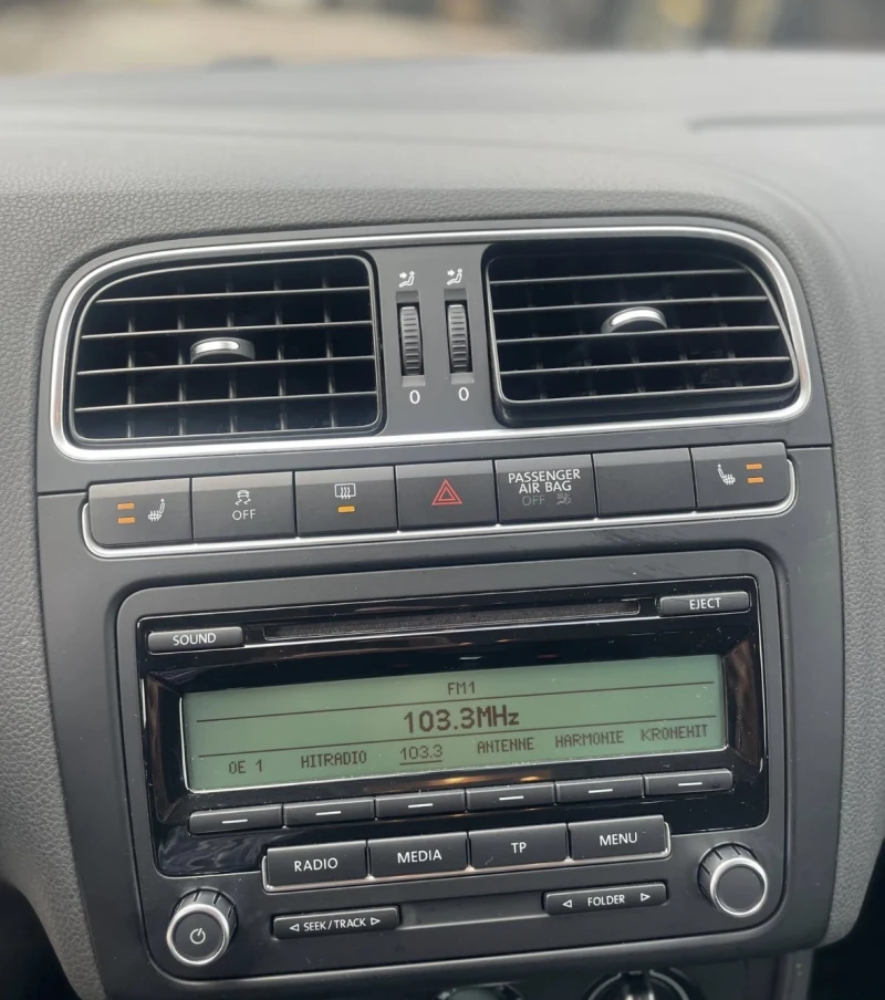 VW Polo, снимка 7 - Автомобили и джипове - 53230802