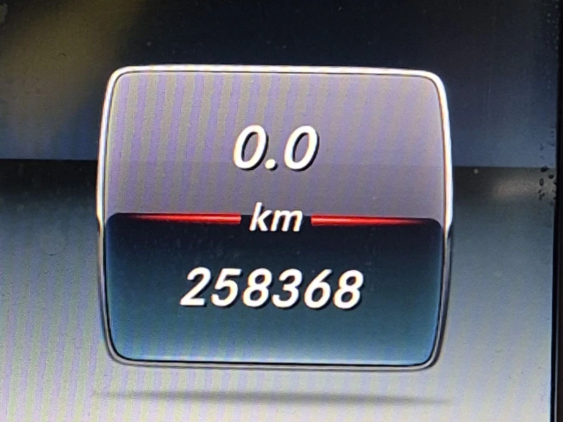 Mercedes-Benz C 300 4MATIC CARFAX АВТО КРЕДИТ , снимка 8 - Автомобили и джипове - 53245174