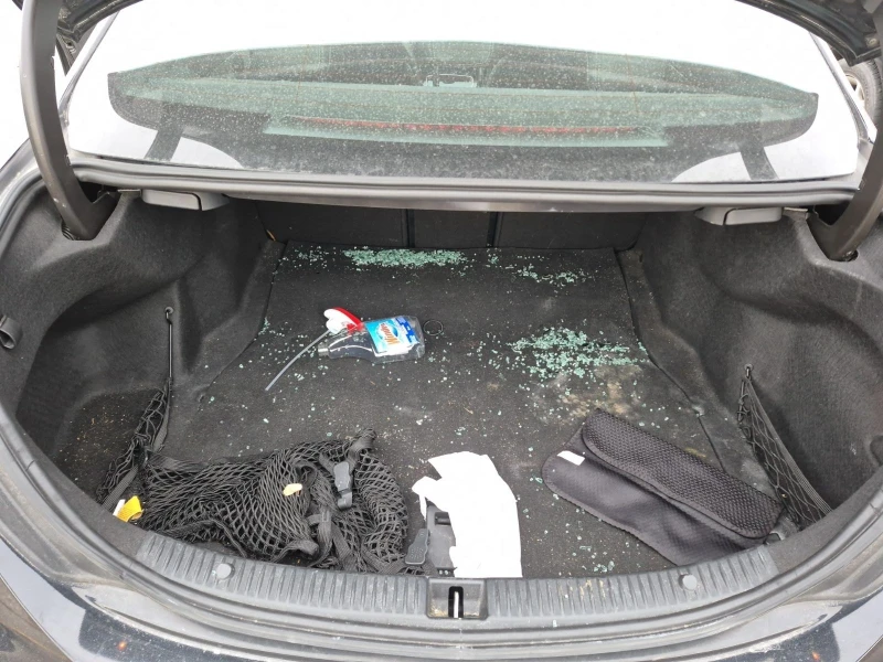 Mercedes-Benz C 300 4MATIC CARFAX АВТО КРЕДИТ , снимка 12 - Автомобили и джипове - 53245174