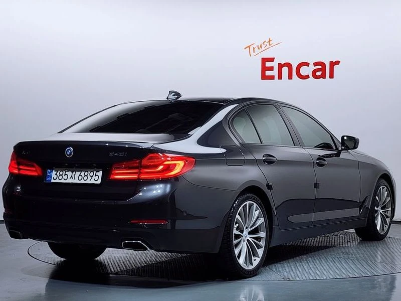 BMW 540 540i xDrive Luxury Plus| 340к.с.| ВКЛ.ТЕХНОТЕСТ, снимка 2 - Автомобили и джипове - 55573577