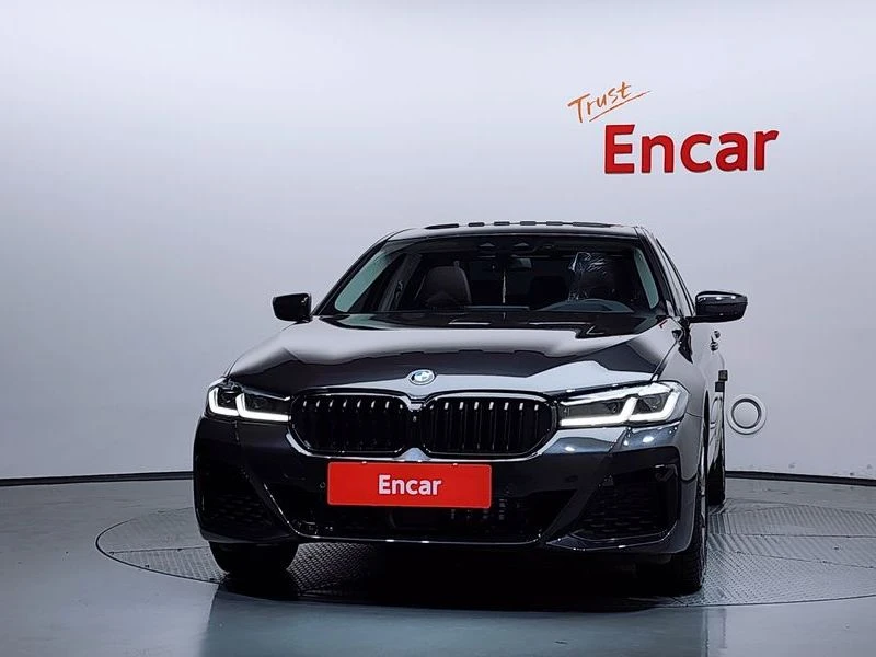 BMW 540 540i xDrive Luxury Plus| 340к.с.| ВКЛ.ТЕХНОТЕСТ, снимка 3 - Автомобили и джипове - 55573577