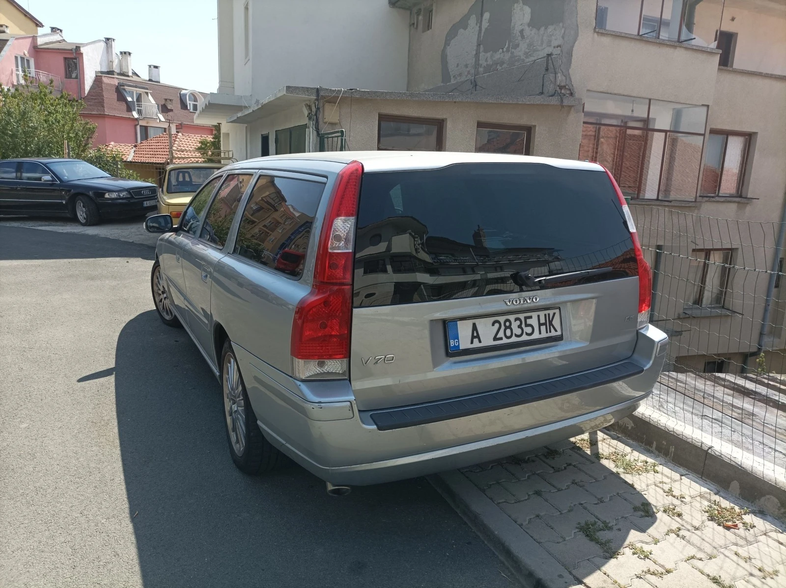 Volvo V70 2.4 D5 - изображение 3