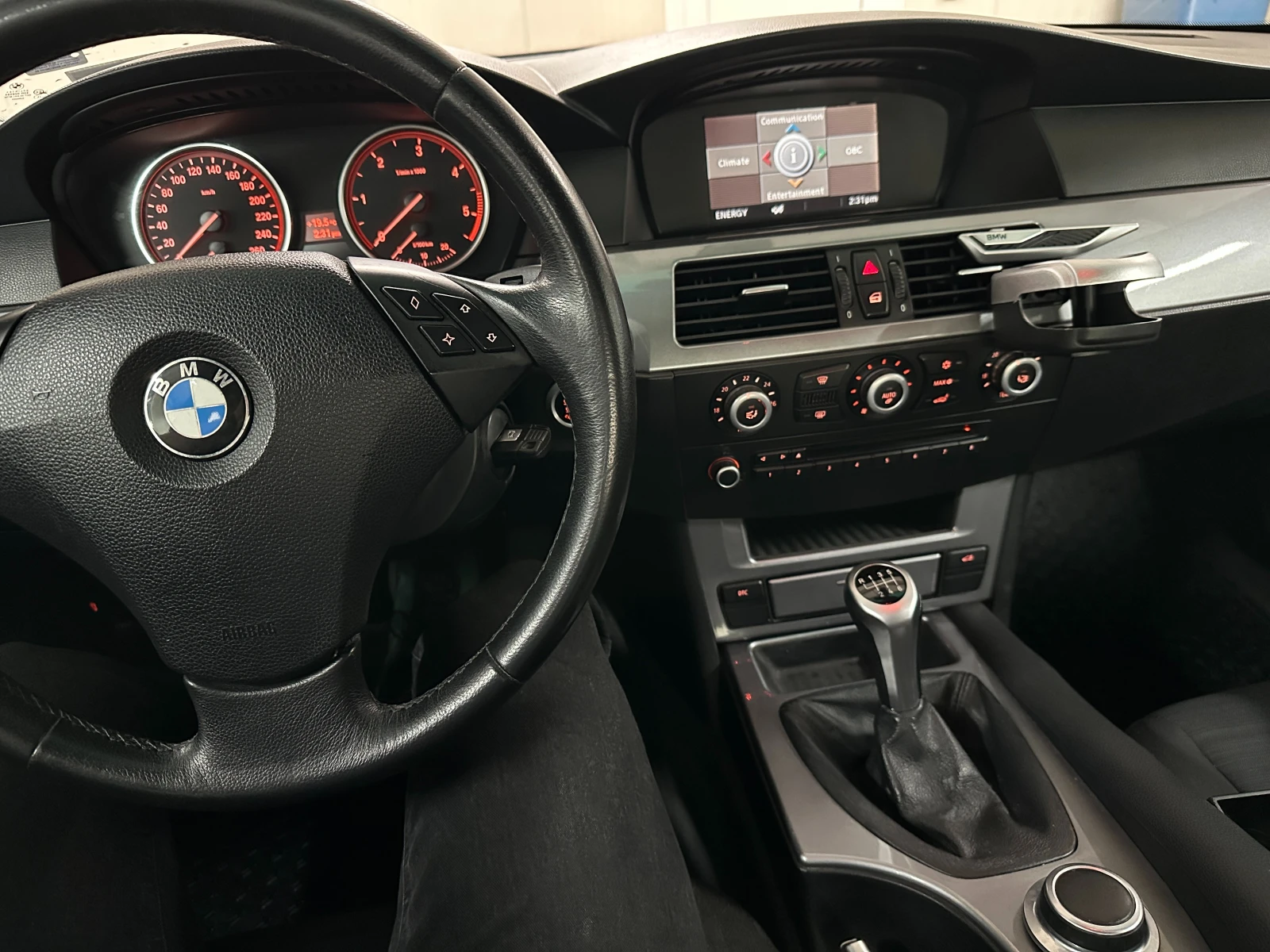 BMW 520 Е60 facelift/LCI 163к.с. - изображение 9