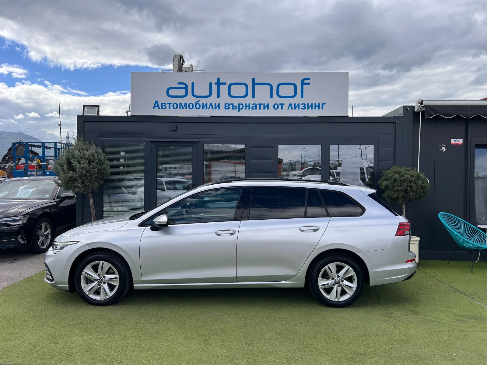 VW Golf LIFE/2.0TDI/116K.C/6МТ/ГАРАНЦИЯ - изображение 2