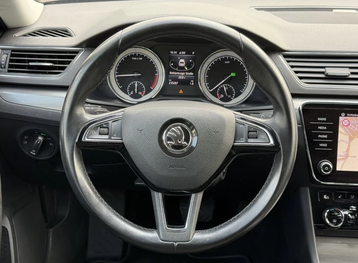 Skoda Superb 2.0TDI* 2020* Style* Matrix* Камера* ACC* Germany - изображение 10