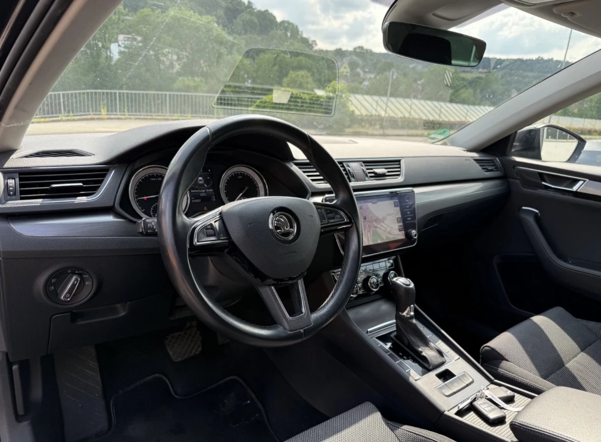 Skoda Superb 2.0TDI* 2020* Style* Matrix* Камера* ACC* Germany - изображение 8