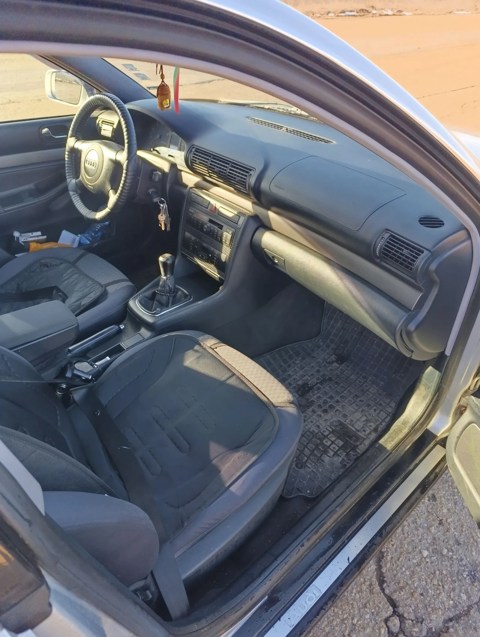 Audi A4 1.6 - изображение 4