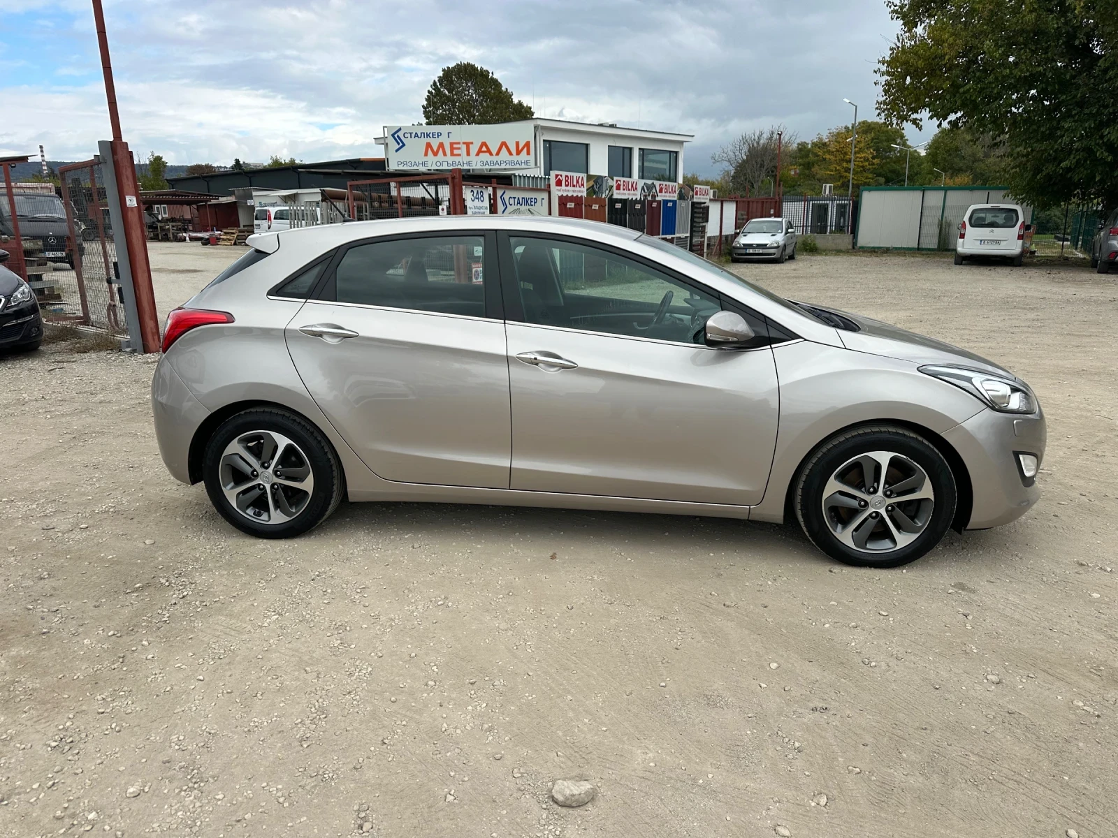 Hyundai I30 1.6crdi, Led, Xenon, Keyless Go!  - изображение 8
