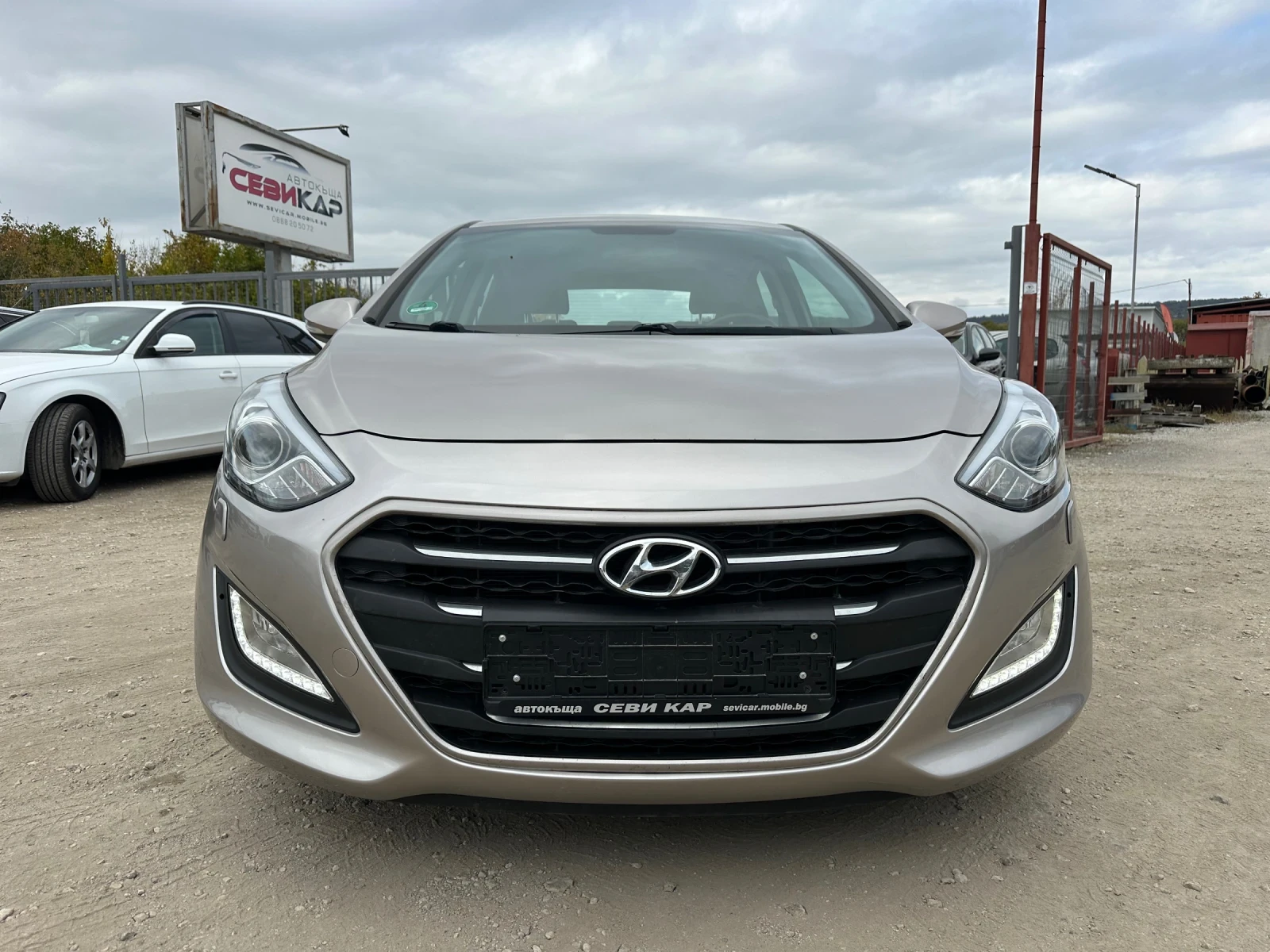 Hyundai I30 1.6crdi, Led, Xenon, Keyless Go!  - изображение 2