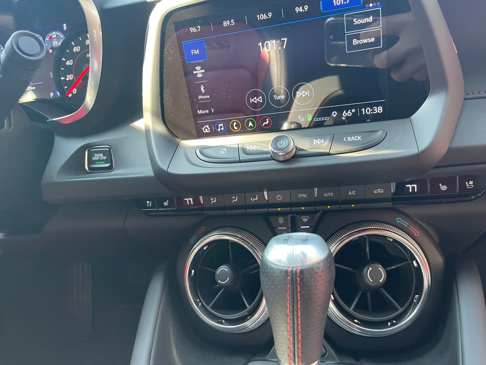 Chevrolet Camaro 2SS 6.2 - изображение 7