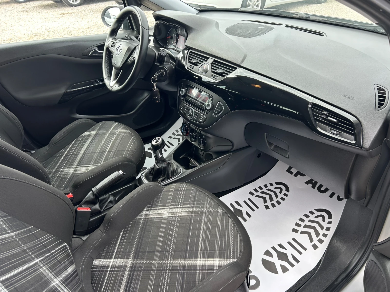 Opel Corsa * 1.2i* 70�.�* ��������* �������*  | Mobile.bg � ����������� 9