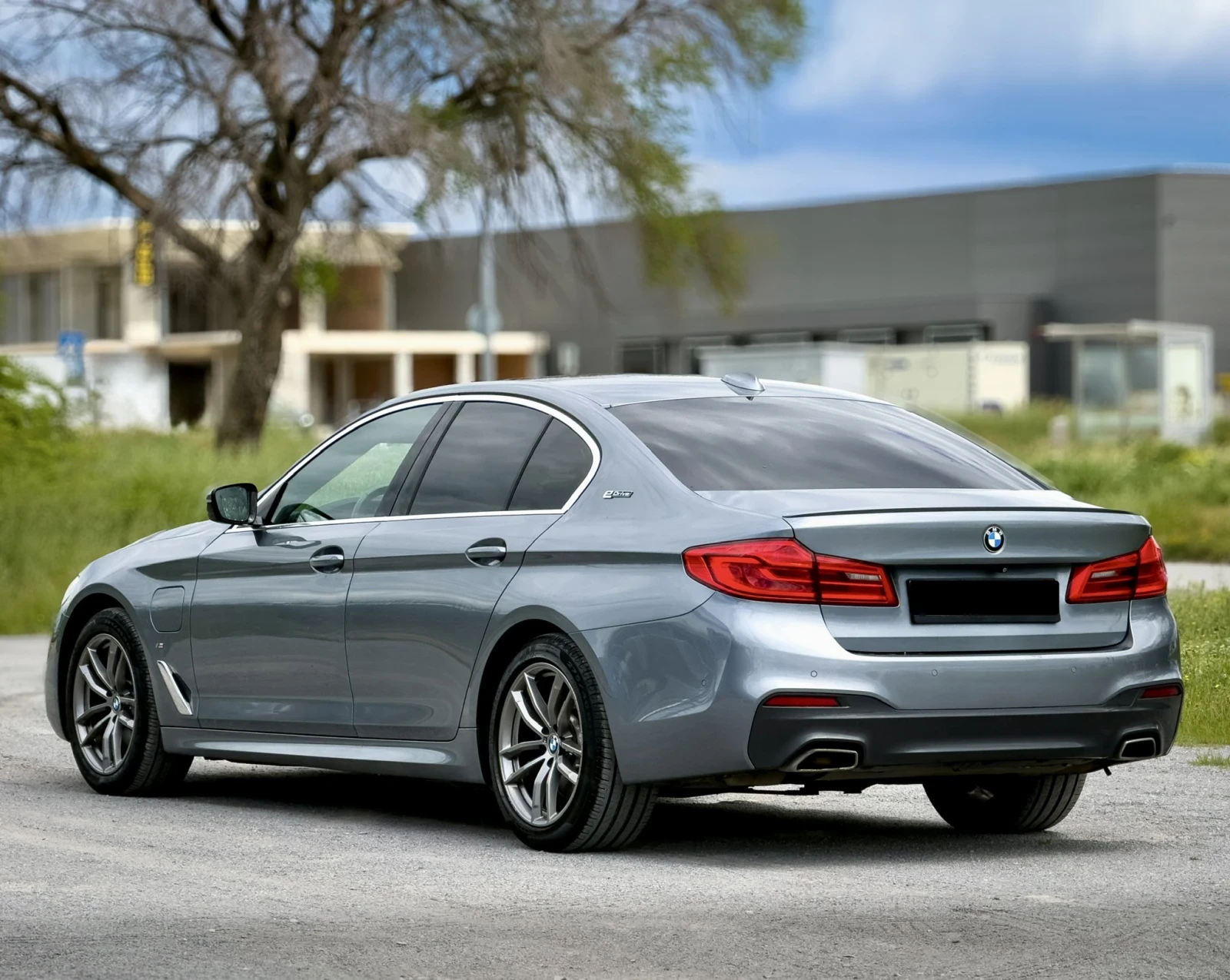 BMW 530E I Performace G30, снимка 6 - Автомобили и джипове - 54063382