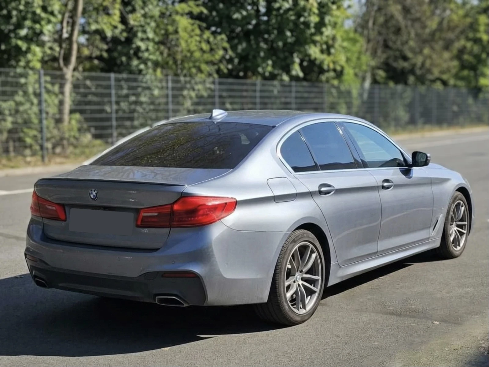 BMW 530E I Performace G30, снимка 6 - Автомобили и джипове - 54063382