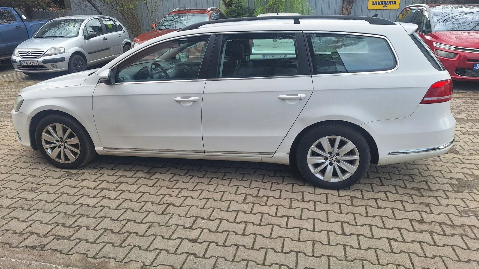 VW Passat 2.0 TDI, снимка 6 - Автомобили и джипове - 54086655