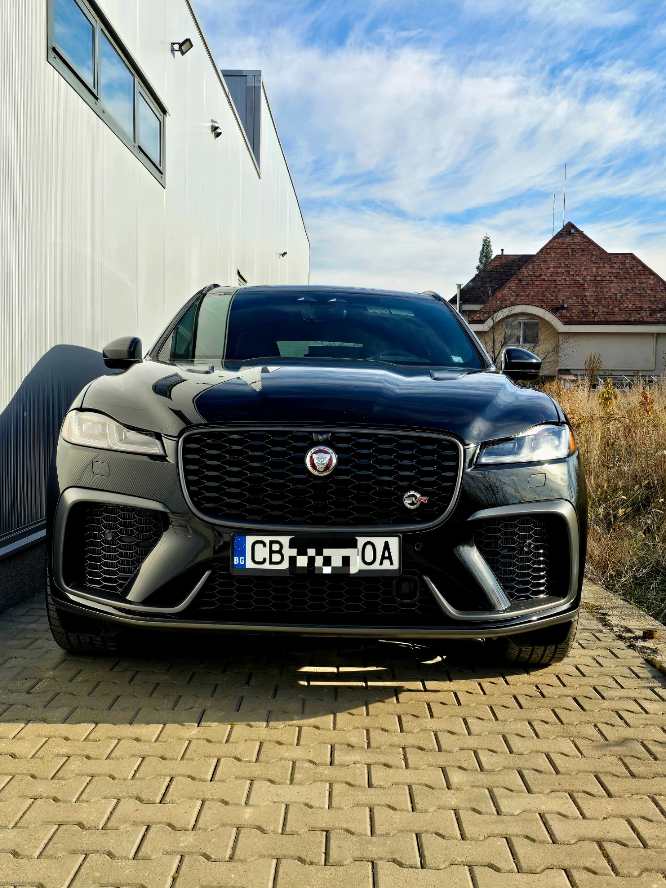 Jaguar F-PACE SVR P550 Facelift | Auto.bg — изображение 1