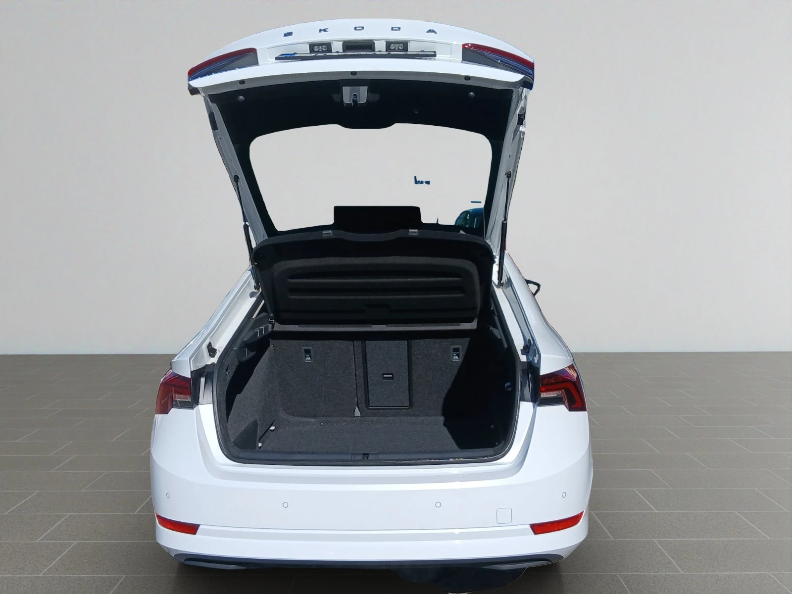 Skoda Octavia 1.5 TSI Ambition, снимка 13 - Автомобили и джипове - 54111990