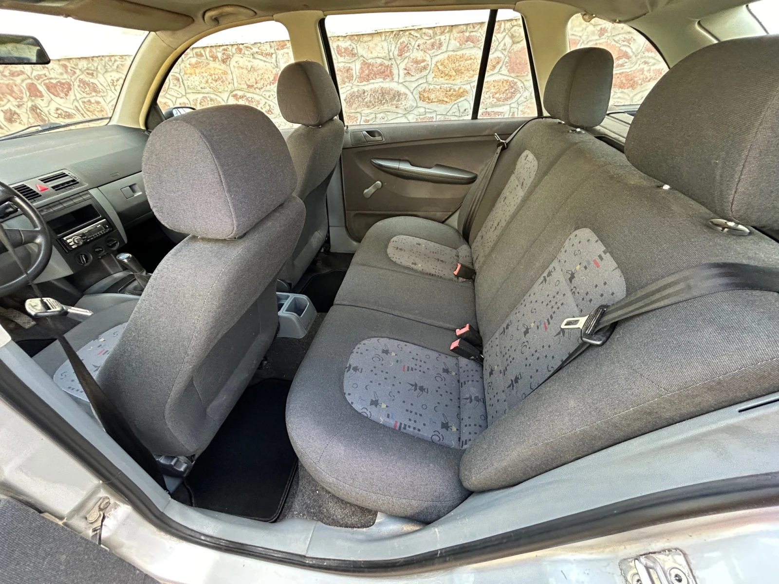 Skoda Fabia 1.2HTP, снимка 11 - Автомобили и джипове - 54323927