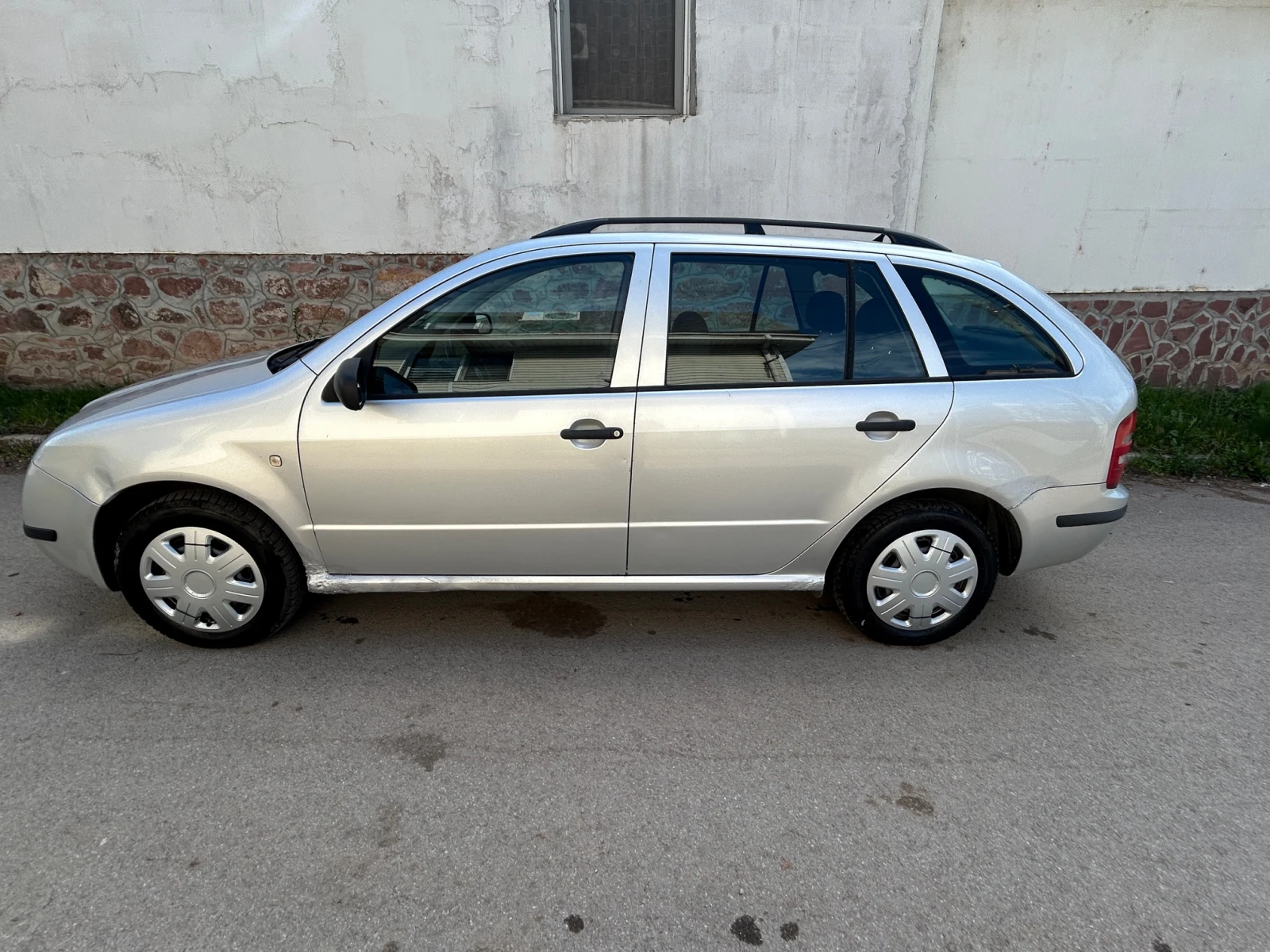 Skoda Fabia 1.2HTP, снимка 7 - Автомобили и джипове - 54323927