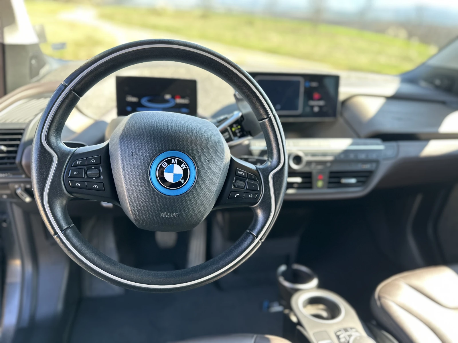 BMW i3 S Sportpaket H/K CarPlay ����� ����� | Mobile.bg � ����������� 12