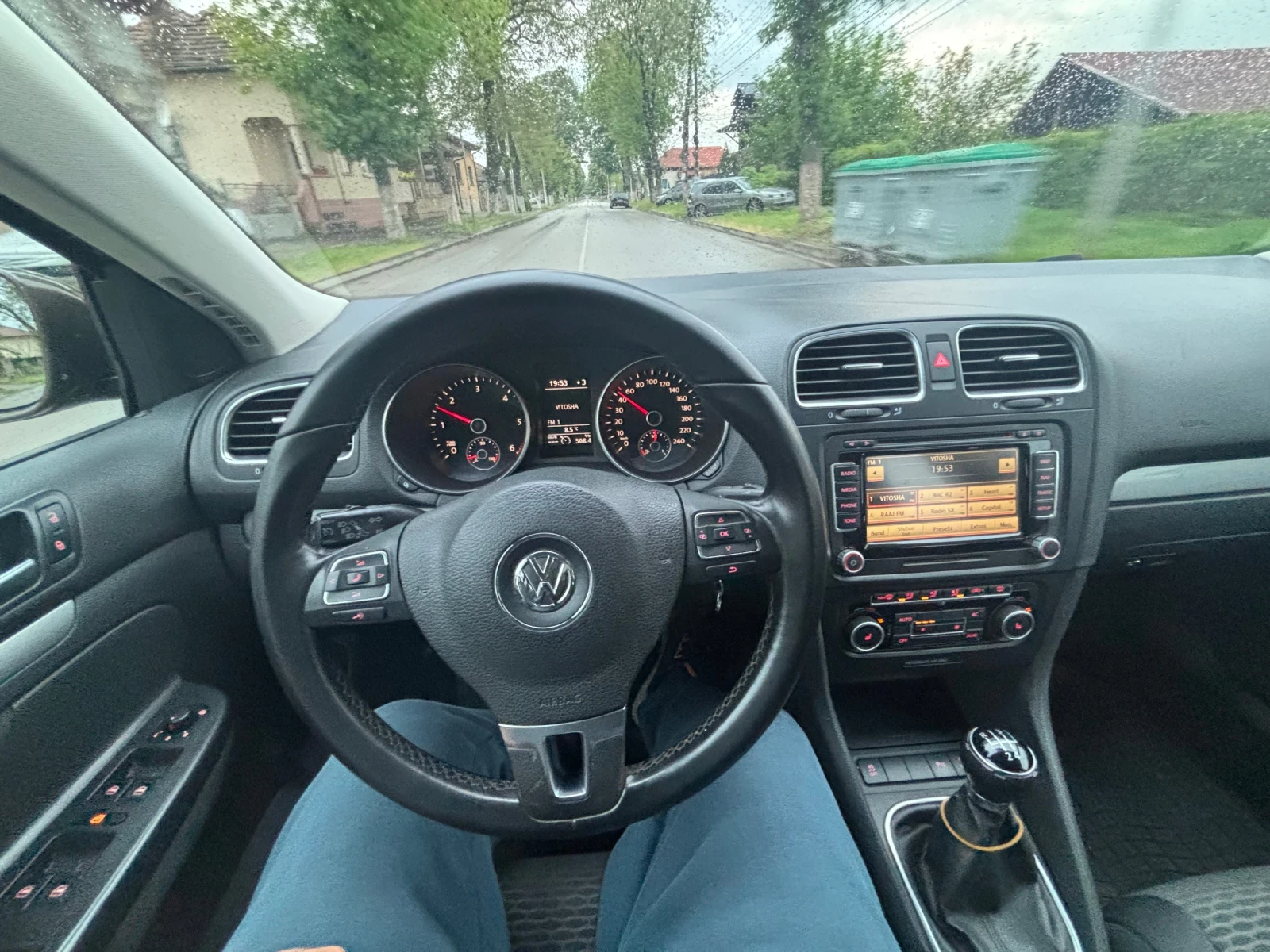 VW Golf 1.6TDI-105 , снимка 14 - Автомобили и джипове - 54525900
