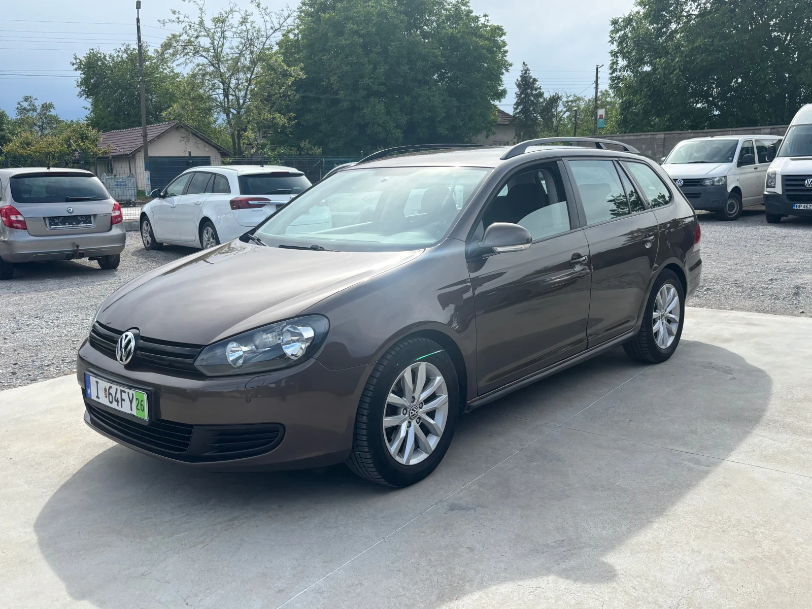 VW Golf 1.6TDI-105 , снимка 5 - Автомобили и джипове - 54525900