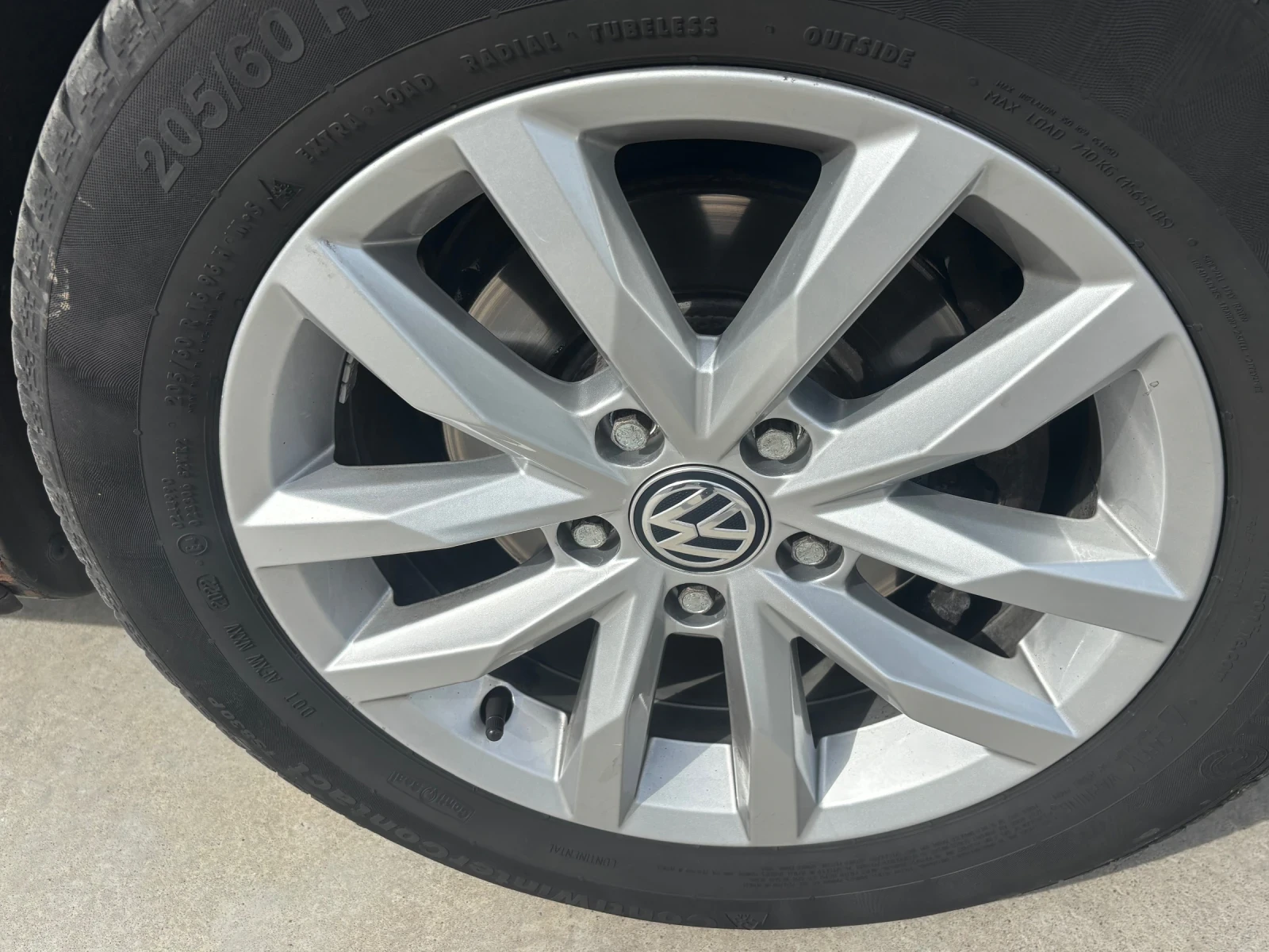 VW Golf 1.6TDI-105 , снимка 15 - Автомобили и джипове - 54525900